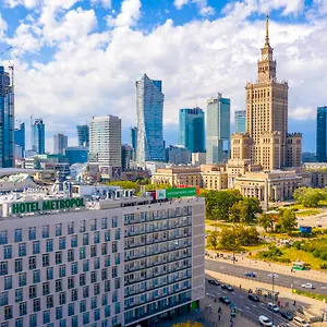 متروبول وارسو
